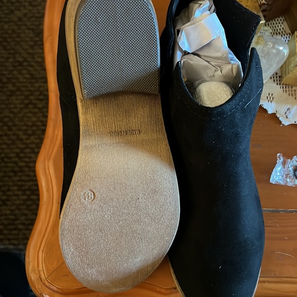 Journee Collection Footwear - Picture 3 of 6